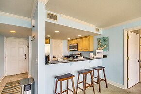 Biloxi Condo w/ Pool Access - Steps to Beach!