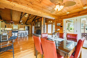 'duck and Bug's Cabin' on Boone Lake w/ Boat Dock!