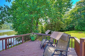 'duck and Bug's Cabin' on Boone Lake w/ Boat Dock!