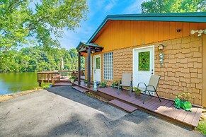 'duck and Bug's Cabin' on Boone Lake w/ Boat Dock!