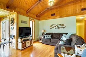 'duck and Bug's Cabin' on Boone Lake w/ Boat Dock!