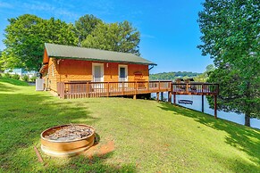 'duck and Bug's Cabin' on Boone Lake w/ Boat Dock!