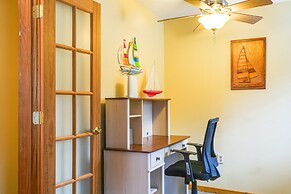 'duck and Bug's Cabin' on Boone Lake w/ Boat Dock!