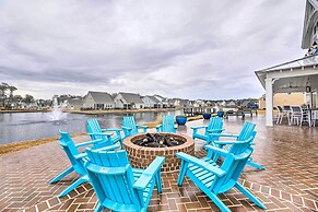 Coastal Beaufort Abode - Pool Access, Near Beaches