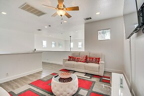 4 Mi to Dtwn Merced: Spacious Home w/ Yard!