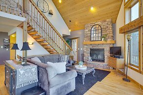 Spacious Stoddard Retreat on Mississippi River!