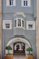 fink Restaurant & Suites