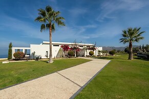 Villa Jamila by Cura Villas Collection