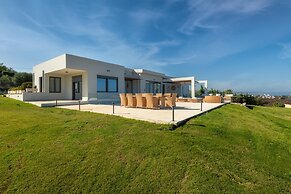 Villa Jamila by Cura Villas Collection