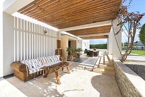 Villa Jamila by Cura Villas Collection