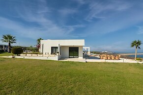 Villa Jamila by Cura Villas Collection