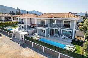 ANGEL A BLOK MARMARİS