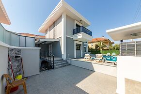 ANGEL A BLOK MARMARİS