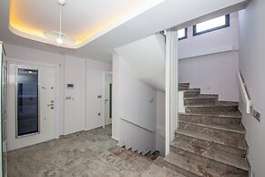 ANGEL A BLOK MARMARİS