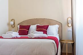 Decimo Meridio- At Spanish Steps-