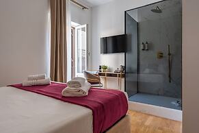 Decimo Meridio- At Spanish Steps-