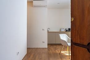 Decimo Meridio- At Spanish Steps-