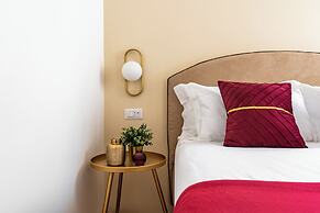 Decimo Meridio- At Spanish Steps-