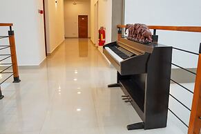 J leaf Hotel by Blue Bird