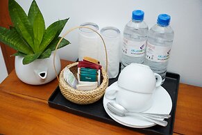 J leaf Hotel by Blue Bird