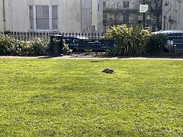 Brighton Beach Stylish 1 Bed Apartment