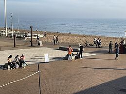 Brighton Beach Stylish 1 Bed Apartment