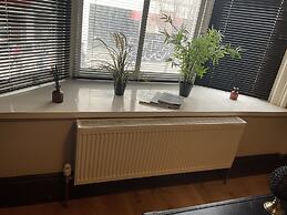 Brighton Beach Stylish 1 Bed Apartment