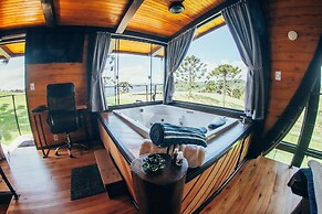 Sítio Mar de Nuvens Chalés de Luxo