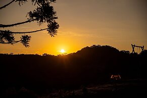 Sítio Mar de Nuvens Chalés de Luxo