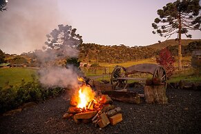 Sítio Mar de Nuvens Chalés de Luxo