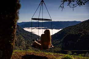 Sítio Mar de Nuvens Chalés de Luxo