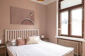 2ndhomes Modern & Spacious 3BR Apartment