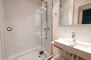 2ndhomes Modern & Spacious 3BR Apartment