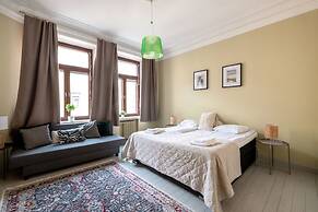 2ndhomes Modern & Spacious 3BR Apartment