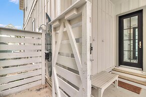 Sandy Cheeks 409 COA