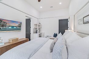 Sandy Cheeks 409 COA