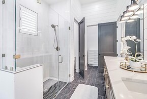 Sandy Cheeks 409 COA