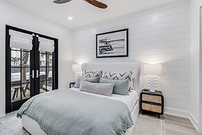 Sandy Cheeks 409 COA