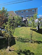 Cozy Pet Friendly Home