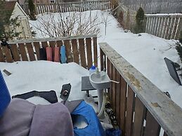 Cozy Pet Friendly Home