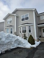 Cozy Pet Friendly Home