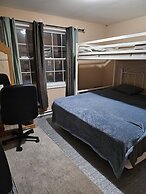 Cozy Pet Friendly Home