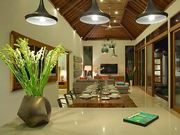 Elegant and Tranquil 4 Br Pool Villa