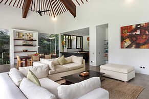 Best Seller 2 Br Pool Villa In Heart Of Seminyak