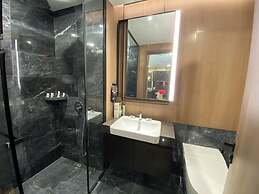 Bluesky Lumiere Riverside Luxury