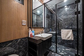 Bluesky Lumiere Riverside Luxury