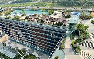 Bluesky Lumiere Riverside Luxury