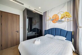 Bluesky Lumiere Riverside Luxury