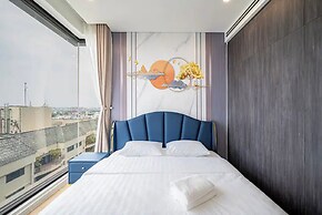 Bluesky Lumiere Riverside Luxury