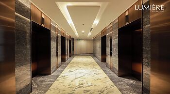 Bluesky Lumiere Riverside Luxury